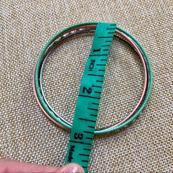 🔴 5 for $10 ONE Green Pink Silver and Bronze Stackable Bracelet - Picture 5 of 6